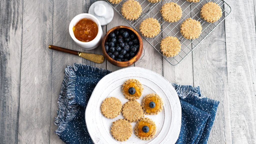 Scottish Oat Cakes with Apricot Jam and Blueberries
