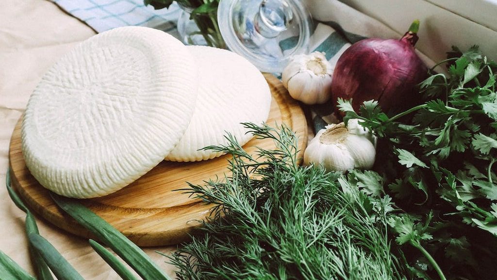 Vegetables and cheese like offerings to Hecate